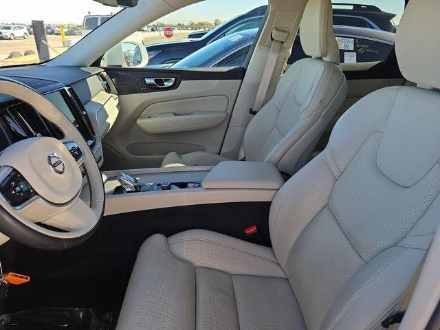 2022 volvo xc60 b5 inscription