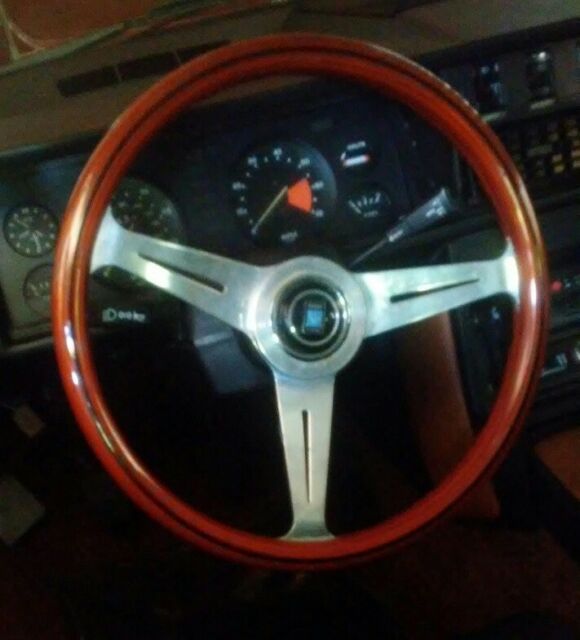 triumph tr8 rare coupe 24,000 miles 1 of 400 total production, 1 of 30 imported