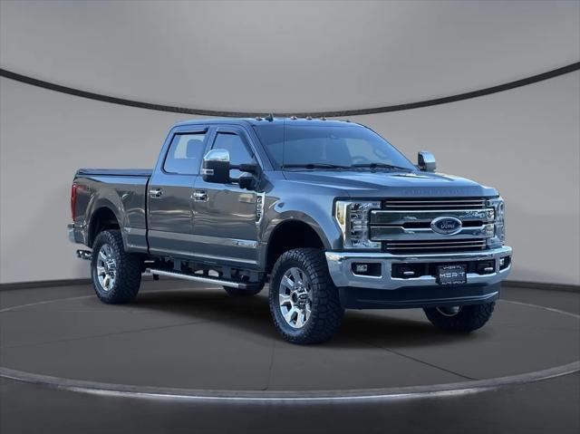 2019 ford f-250 lariat