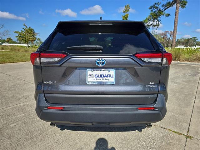 2022 toyota rav4 hybrid se