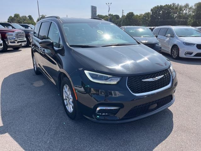 2022 chrysler pacifica touring-l