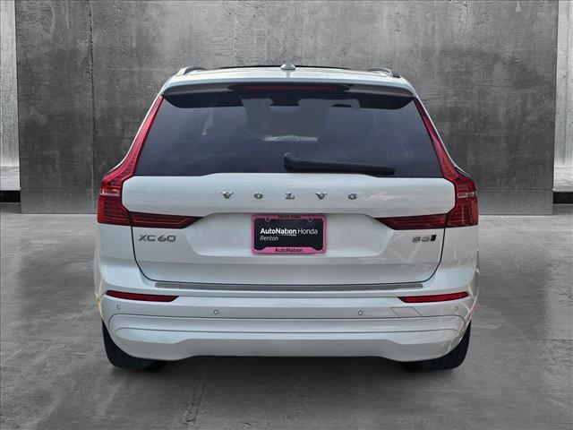 2022 volvo xc60 b5 momentum