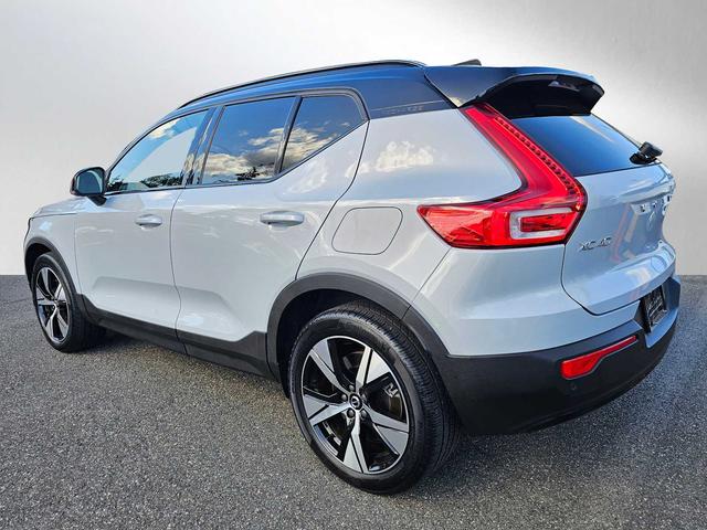 2021 volvo xc40 recharge pure electric p8