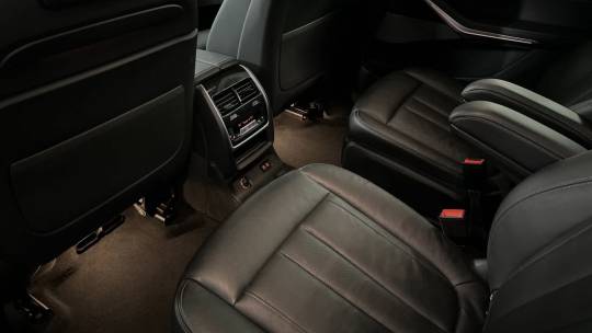 2021 BMW X7