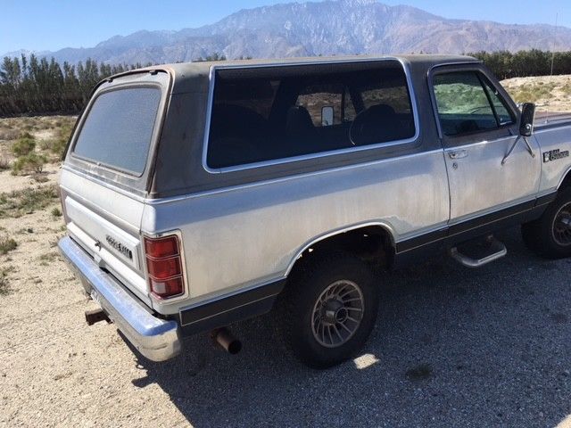 1986 dodge ramcharger 4x4