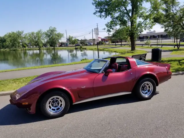 1979 l82 corvette in show ready condition