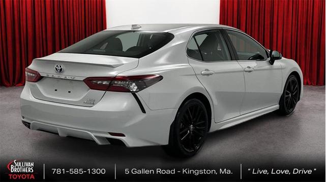 2023 toyota camry hybrid xse