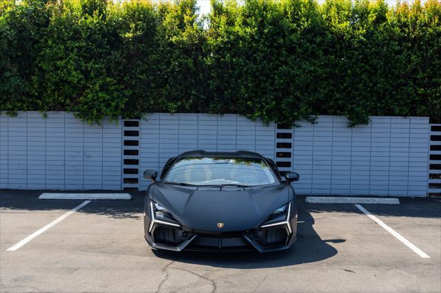 2024 lamborghini revuelto coupe