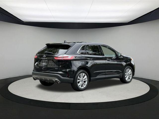 2021 ford edge titanium