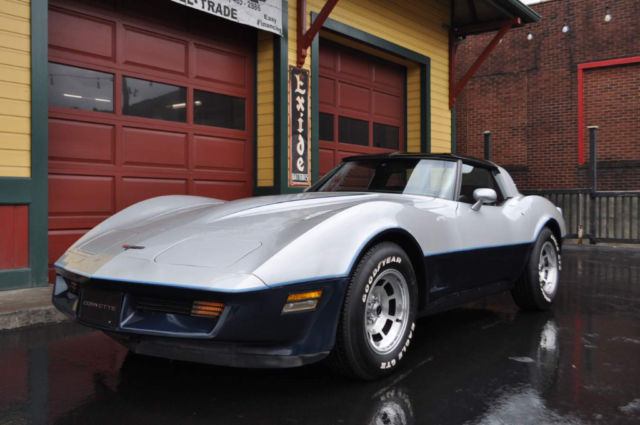 1981 chevrolet corvette 1981 4-speed 17k miles! org window sticker! 17887 miles