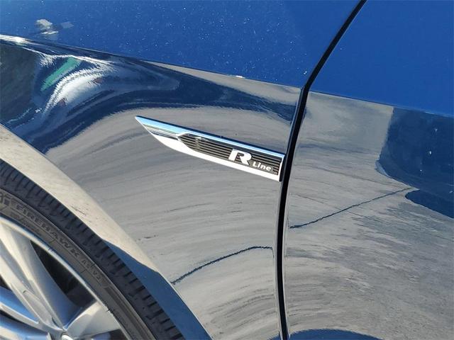 2018 volkswagen passat 2.0t r-line