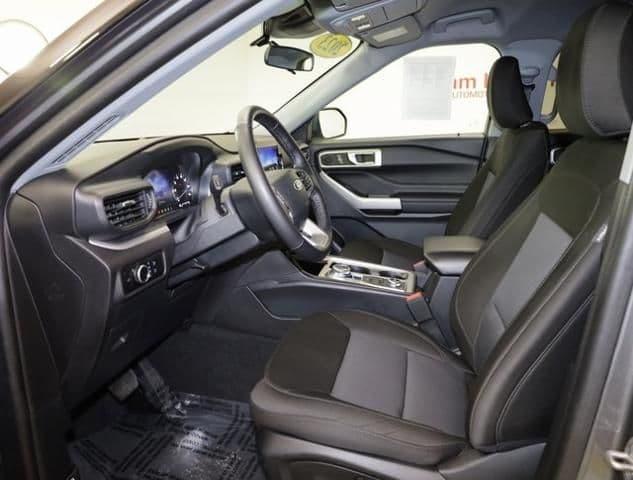 2023 ford explorer xlt in barnes, illinois