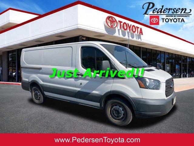 2016 ford transit-150 base