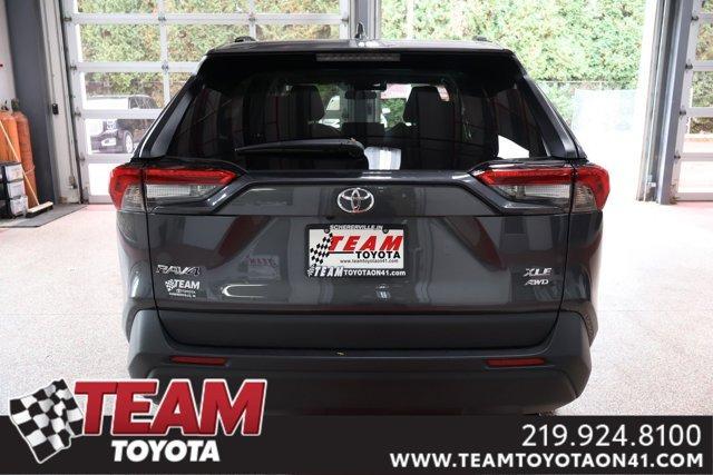 2022 toyota rav4 xle premium