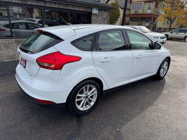 2017 ford focus se