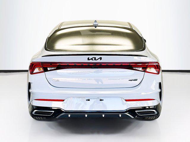 2022 kia k5 gt-line