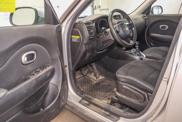 2019 kia soul base
