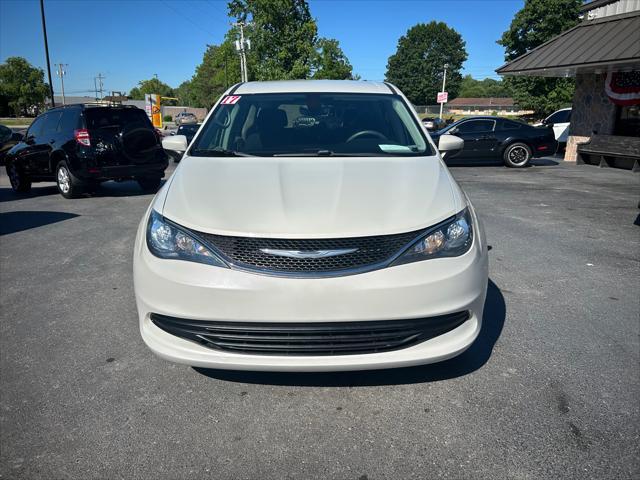 2017 chrysler pacifica touring