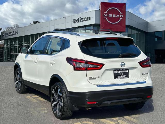 2022 nissan rogue sport sl