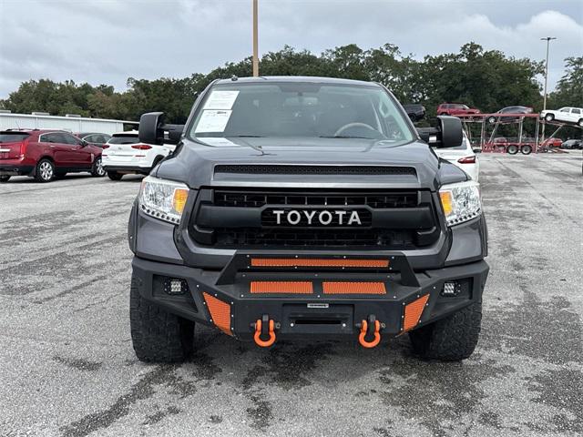 2017 toyota tundra sr5 5.7l v8