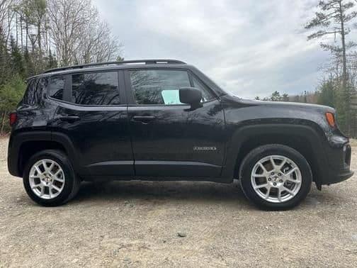 2023 jeep renegade latitude in newcastle, maine