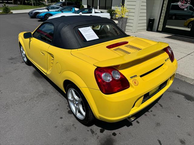 2003 toyota mr2 convertible