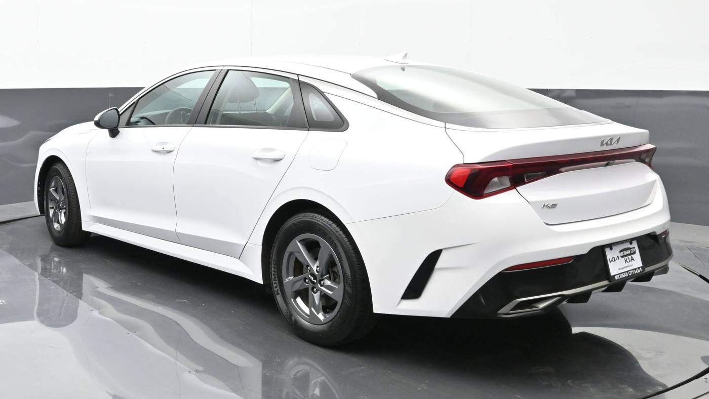 2022 kia k5 lxs