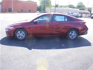 2024 Hyundai Elantra se
