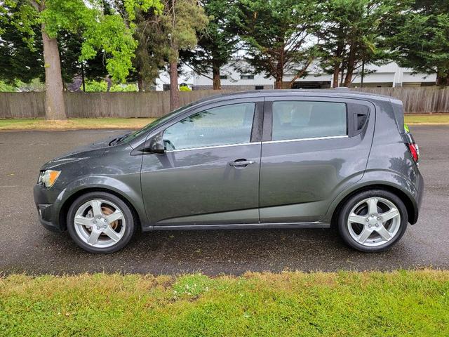 2016 chevrolet sonic lt