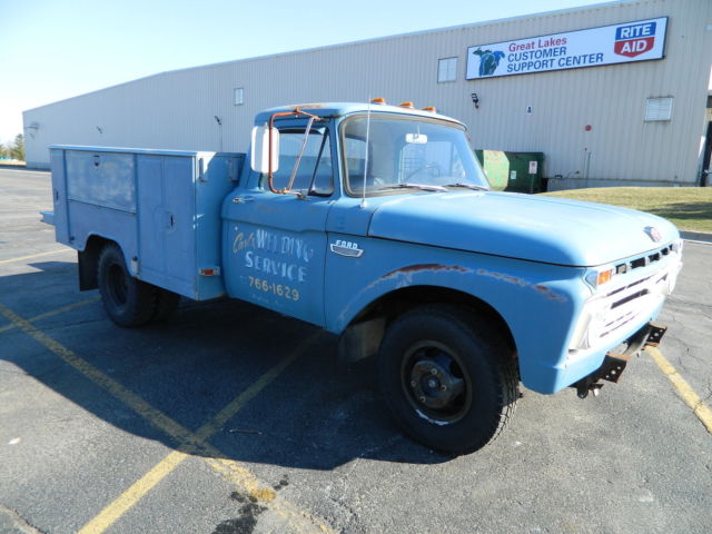 1966 f350 service truck. 38k miles. original paint. no rust