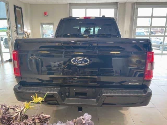 2022 ford f-150 xlt in milwaukee, wisconsin