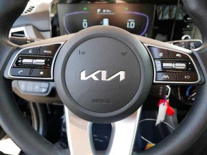 2024 kia seltos in south saint paul, minnesota