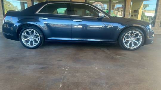 2018 Chrysler 300
