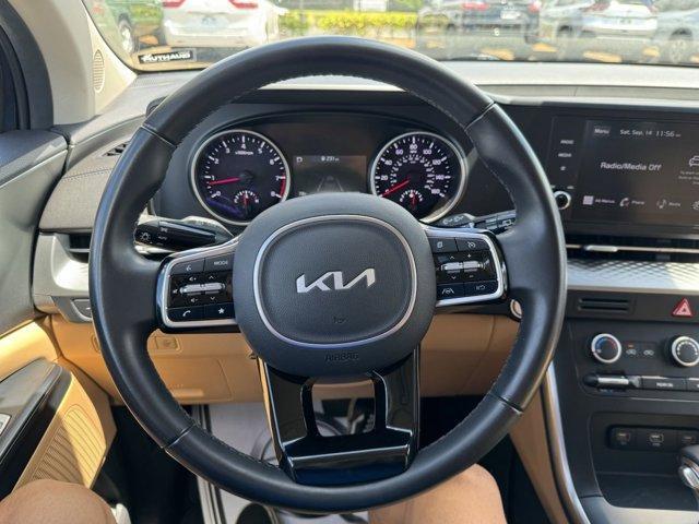2023 kia carnival lx