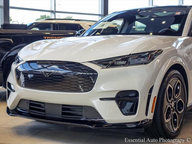2023 ford mustang mach-e gt