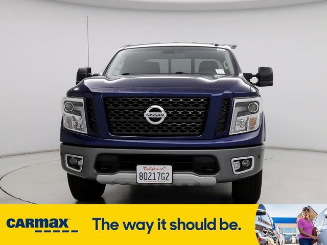 2017 nissan titan pro-4x
