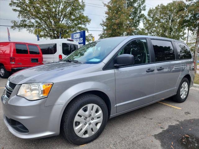 2019 dodge grand caravan se