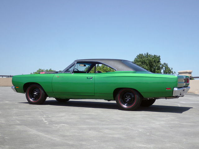 1 of 797 produced, 4 speed, dana 4.11 posi. govier documents
