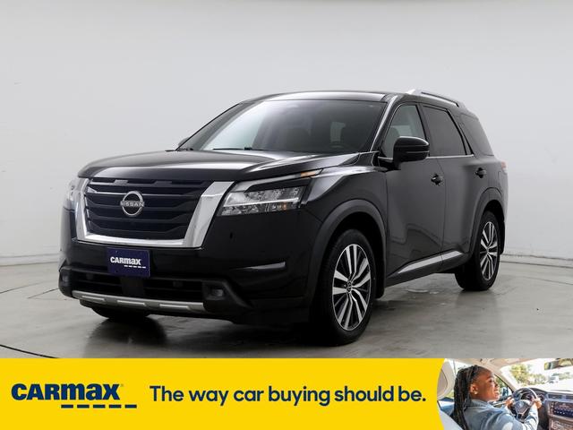 2022 nissan pathfinder platinum