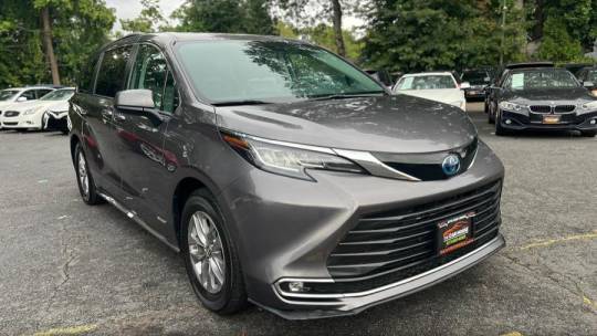 2021 Toyota Sienna