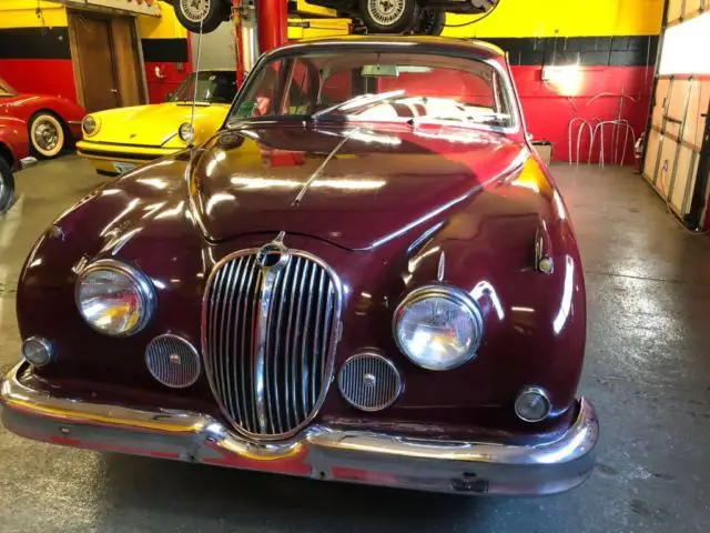 1963 jaguar mk saloon - nice and solid - no reserve