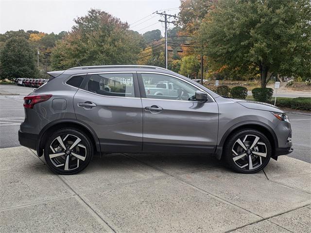 2022 nissan rogue sport sl