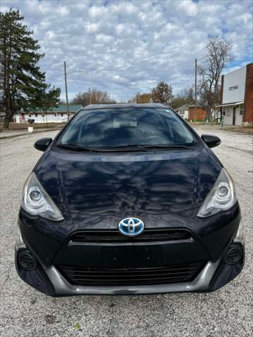 2015 toyota prius c three
