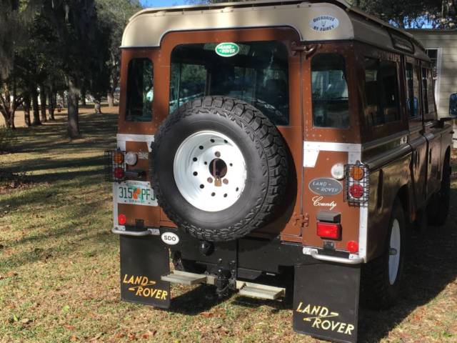 1982 Land Rover Defender suv 4 doors
