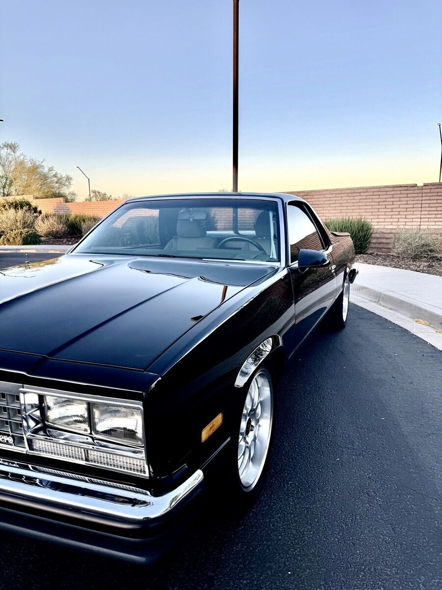 1984 gmc caballero pickup black