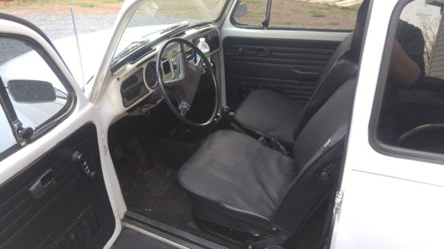 clean volkswagon beetle, runs & drives great, 1300 flat 4, 4-speed, nice!