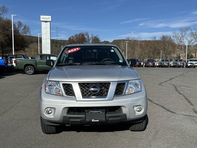 2021 nissan frontier sv