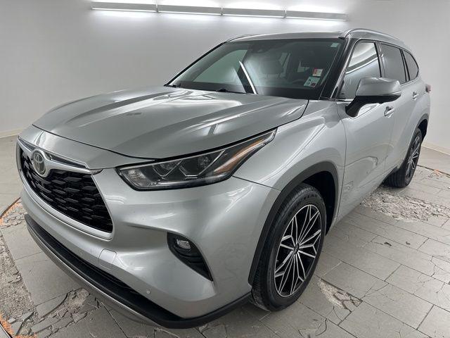2024 toyota highlander platinum