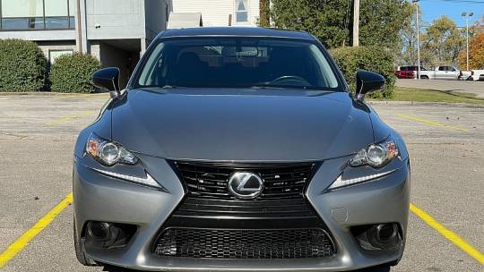 2016 lexus is 300 base