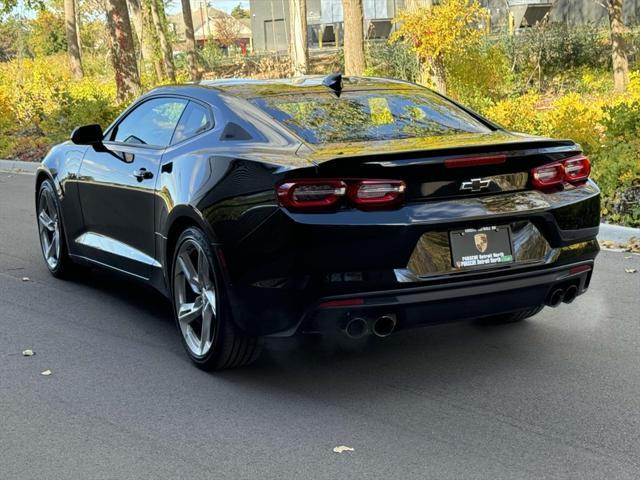 2021 chevrolet camaro rwd coupe lt1